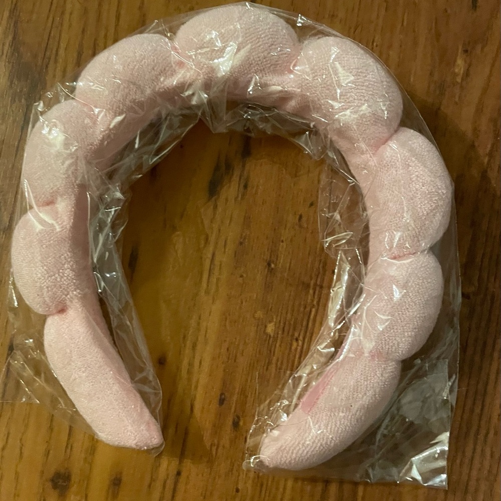 Padded Bubble Headband in Soft Pink new in package